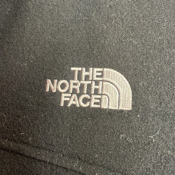 The North Face vest - Picture 4 of 9
